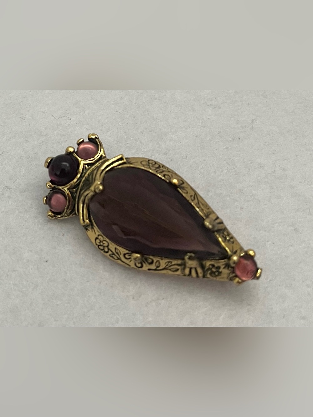 Vintage Gold Tone Teardrop Purple Gem Pin